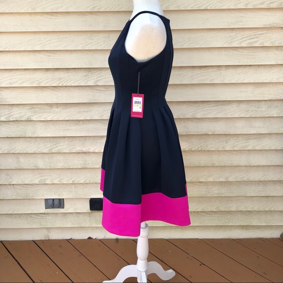Final Price NWT Vince Camuto fit flare dress - Picture 3 of 5